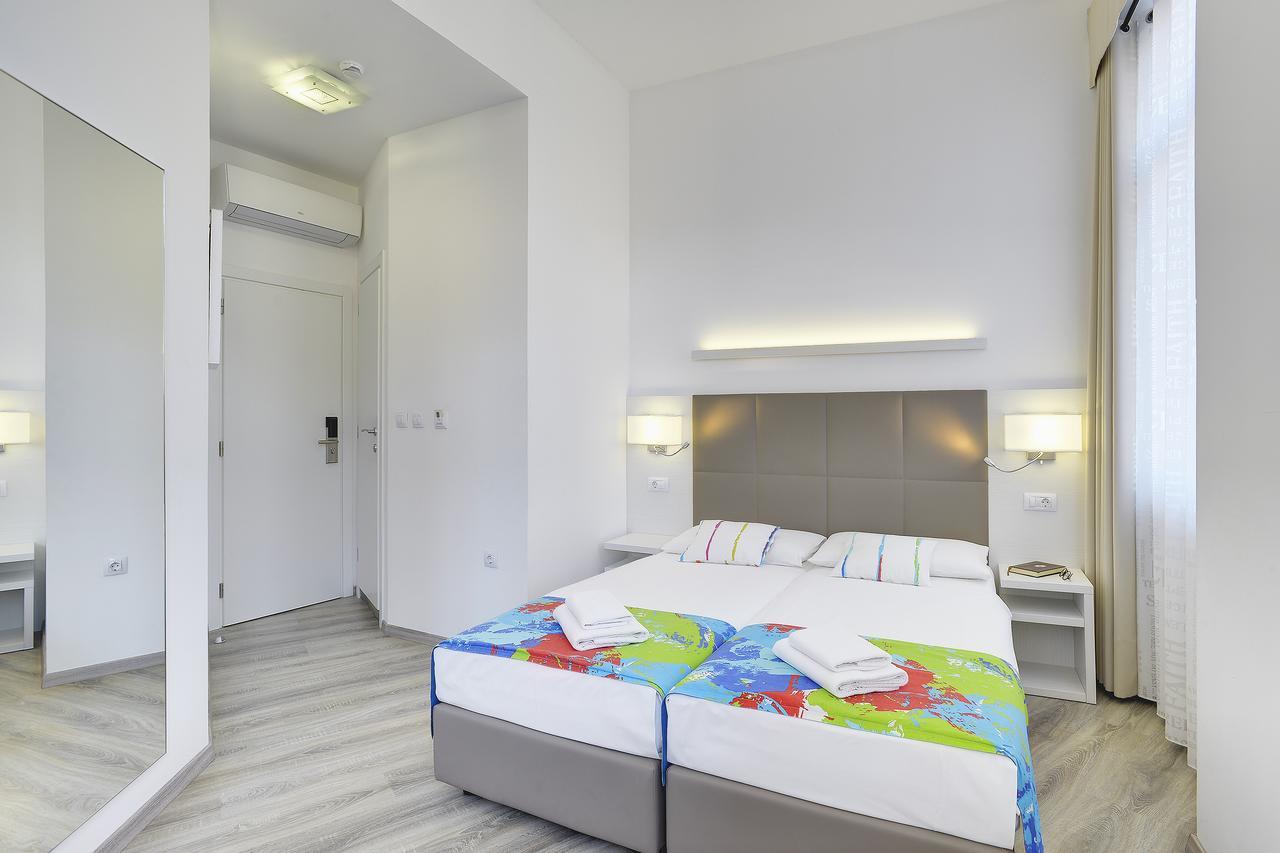 Boutique Suites Joyce Pula Eksteriør billede